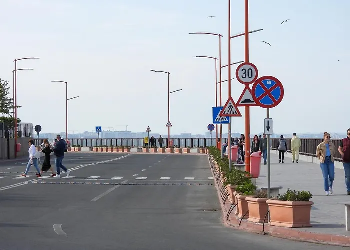 アパート Adia 3 コンスタンツァ