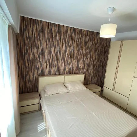 Adia 3 Apartman *