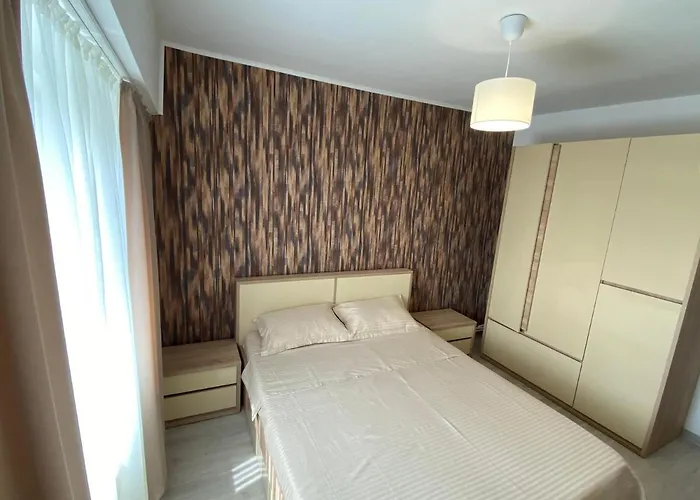 Adia 3 アパート *